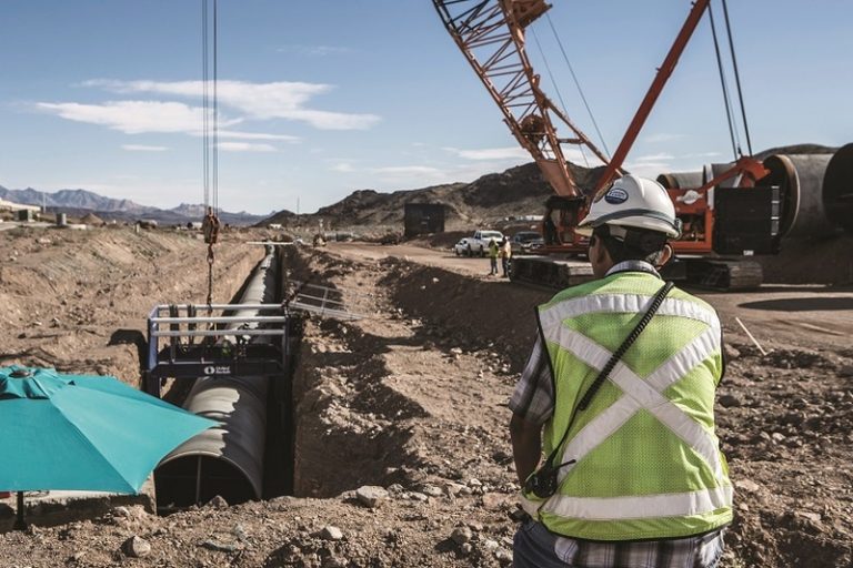 8 Critical Trench Box Safety Tips from United Rentals