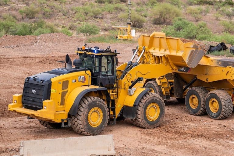 Cat Command for Loading Available for Cat Medium Wheel Loaders